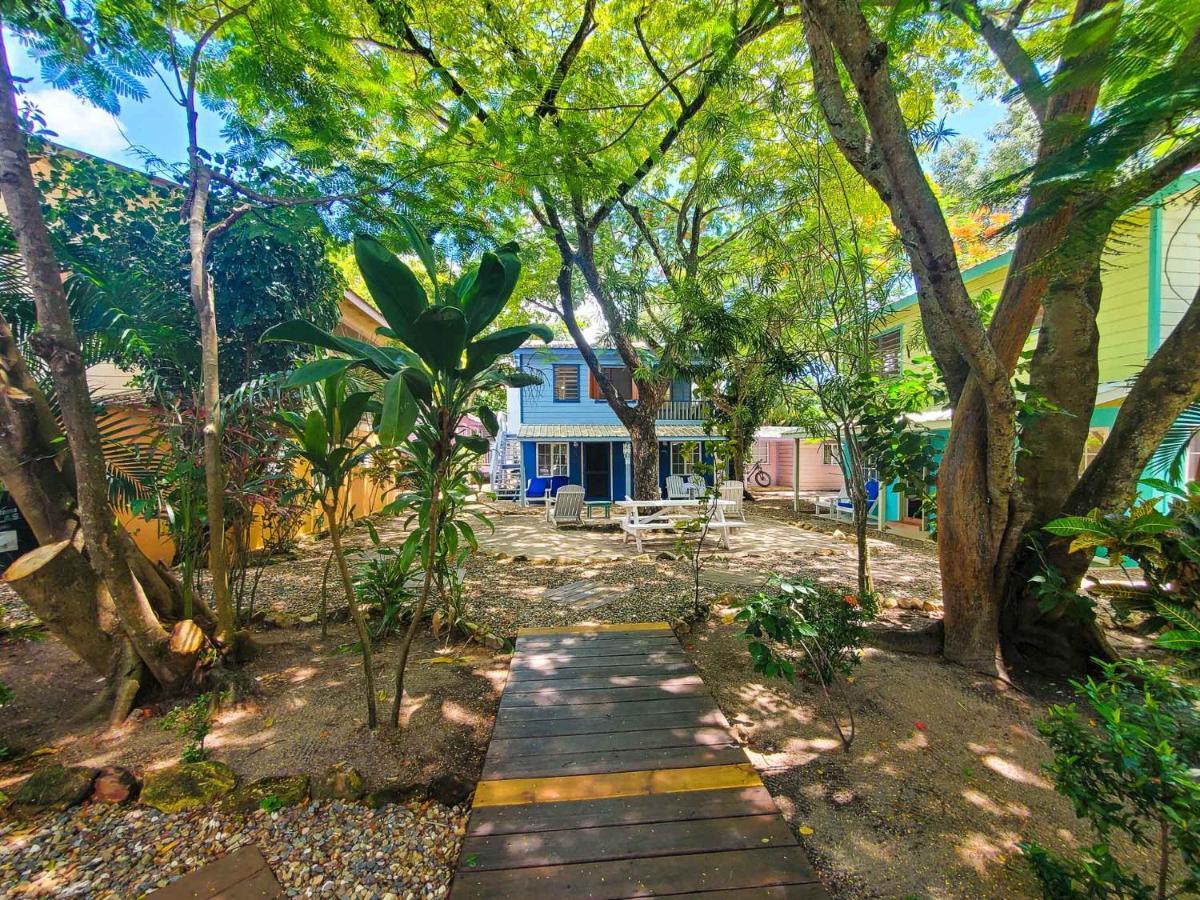 Placencia Villas Exterior photo